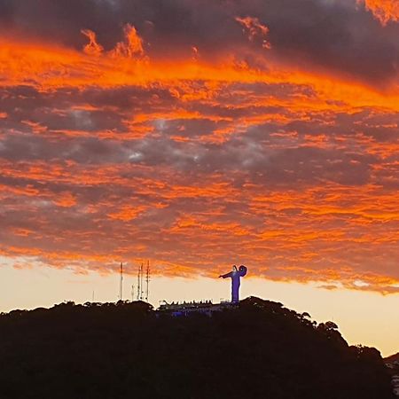 1 Quadra Da Praia E Da Roda Gigante Balneario Camboriu Dış mekan fotoğraf